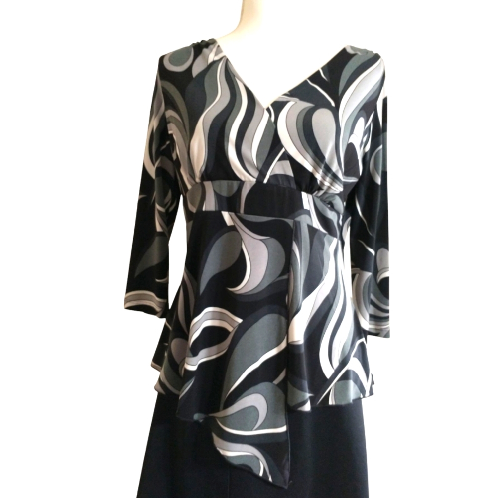 Stylish Black and Gray Abstract Print Top